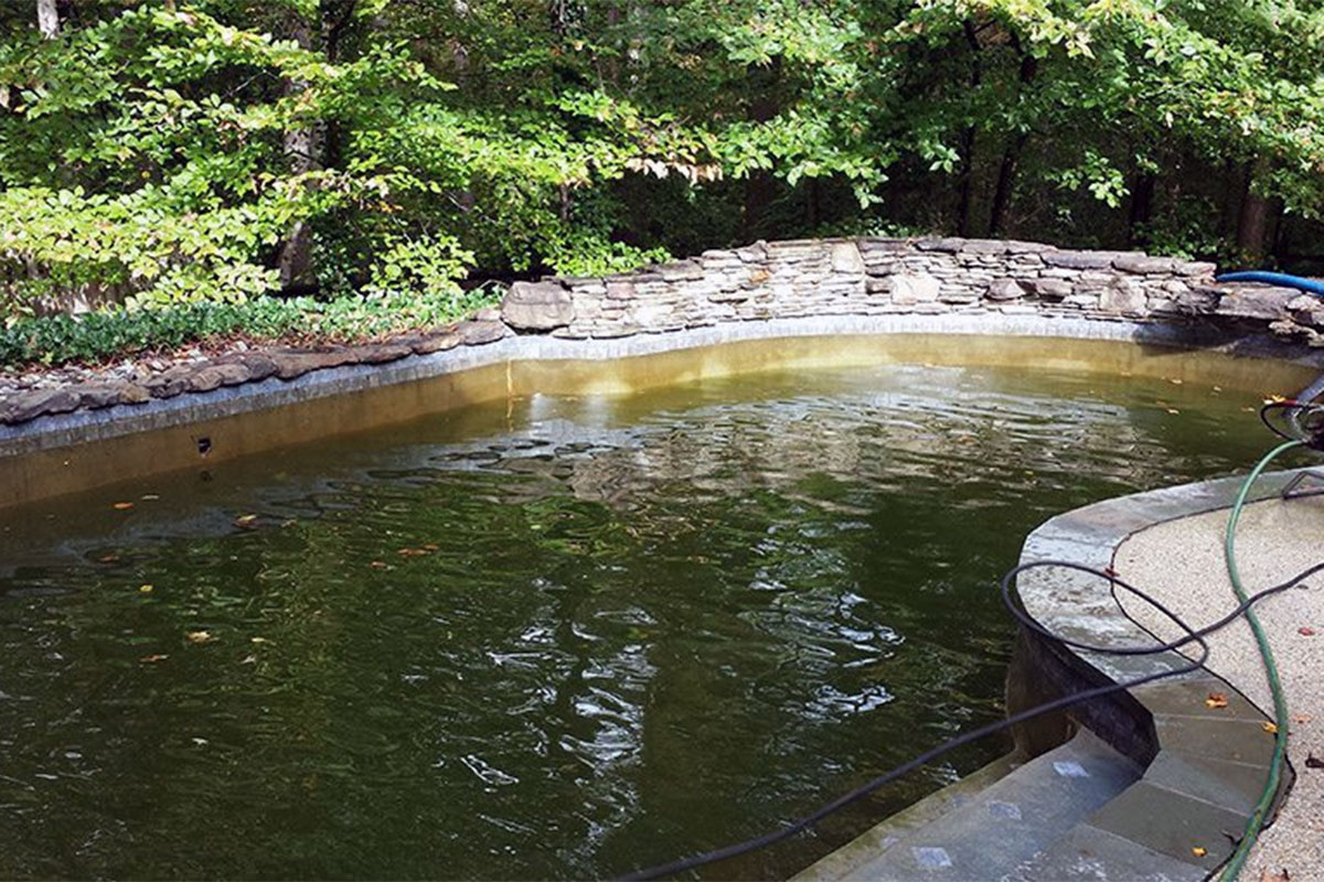 Pool drain and clean in Ellicot City, MD